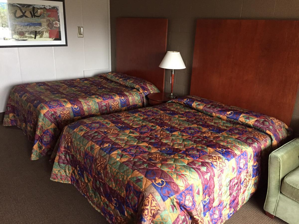 Whitemud Inn Edmonton South Exteriör bild